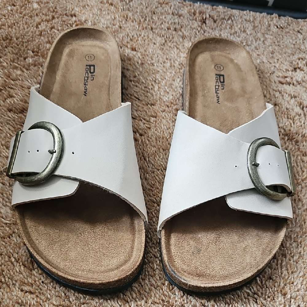 Women's Cream Slide Sandals